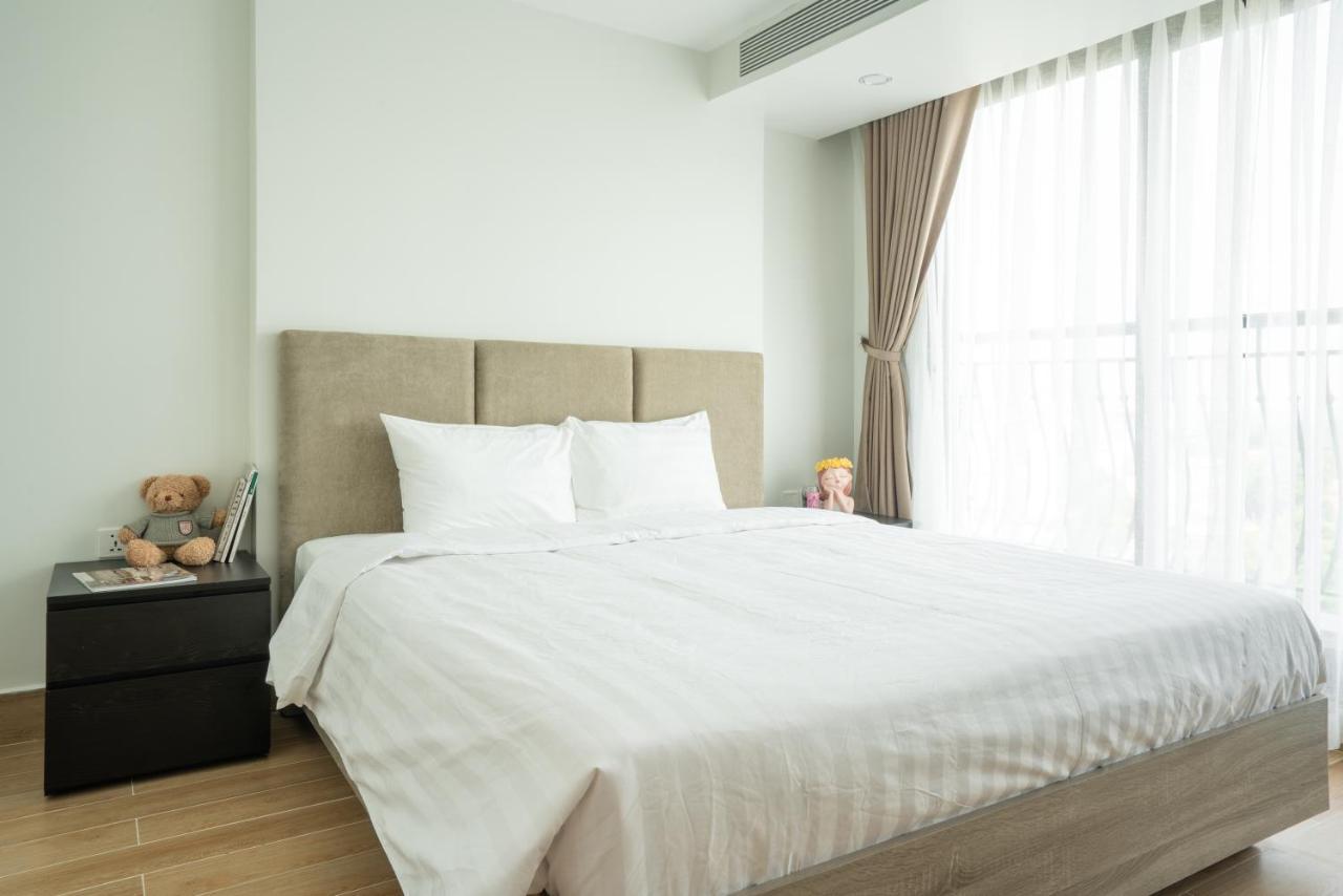 Sq Thao Dien * Ho Chi Minh City