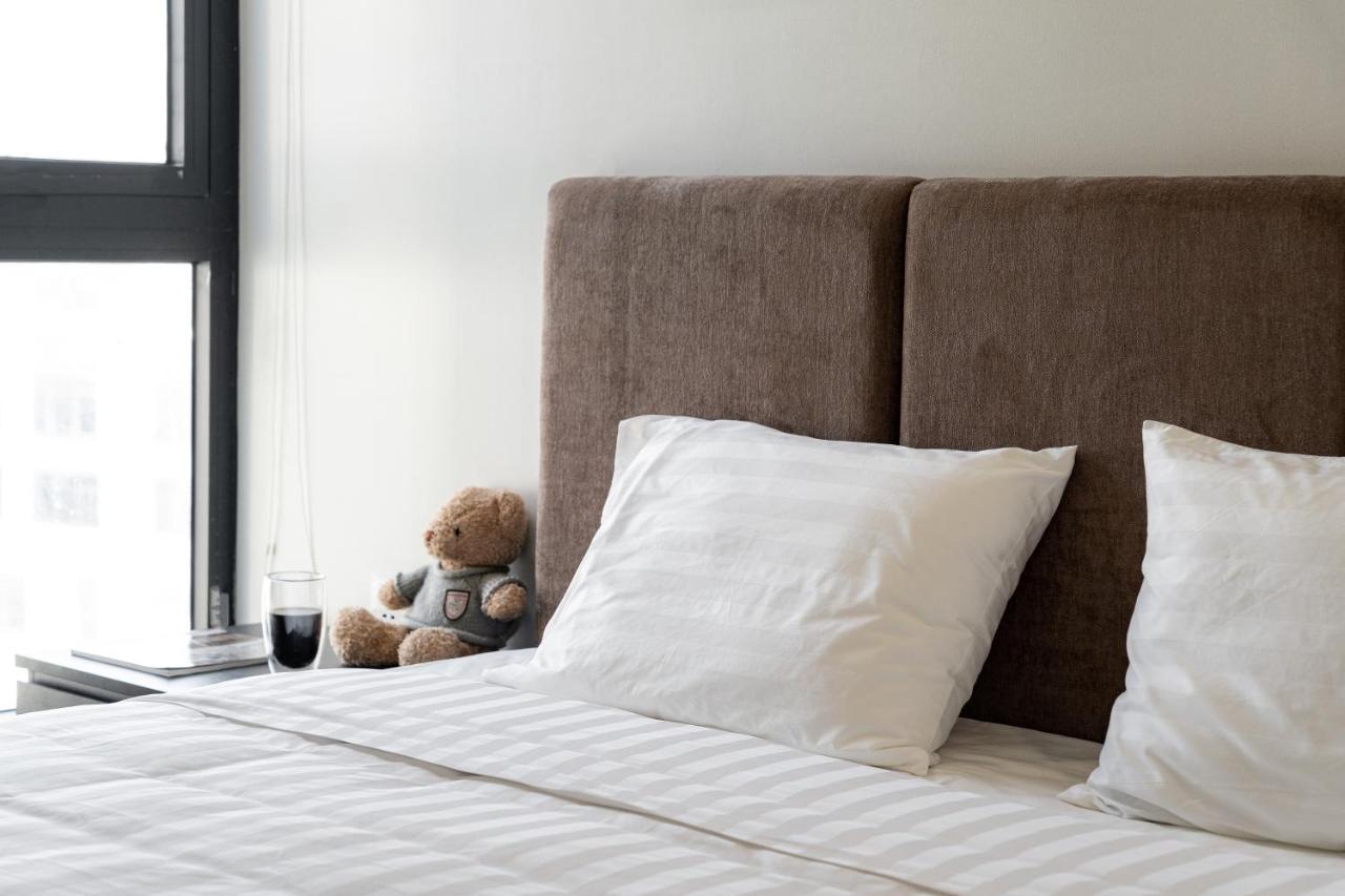 Sq Thao Dien Apartment *