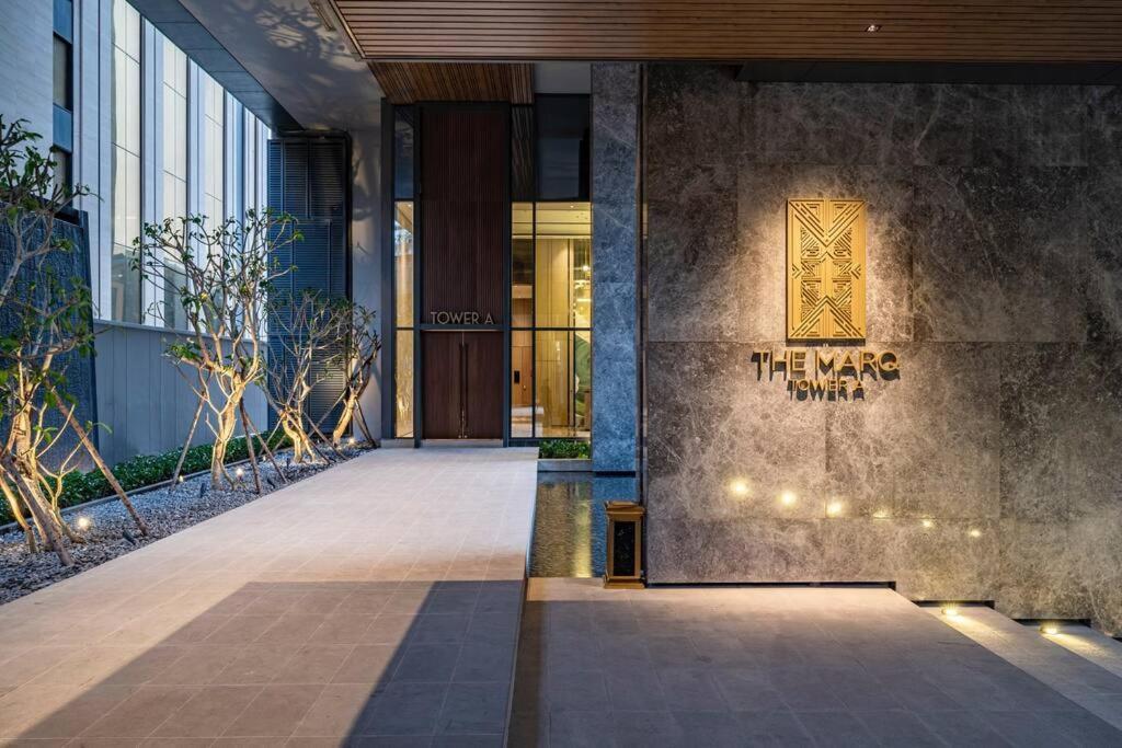 De Lux Marq, 2 Bedrooms At Dist 1, Pool,gym Apartment *