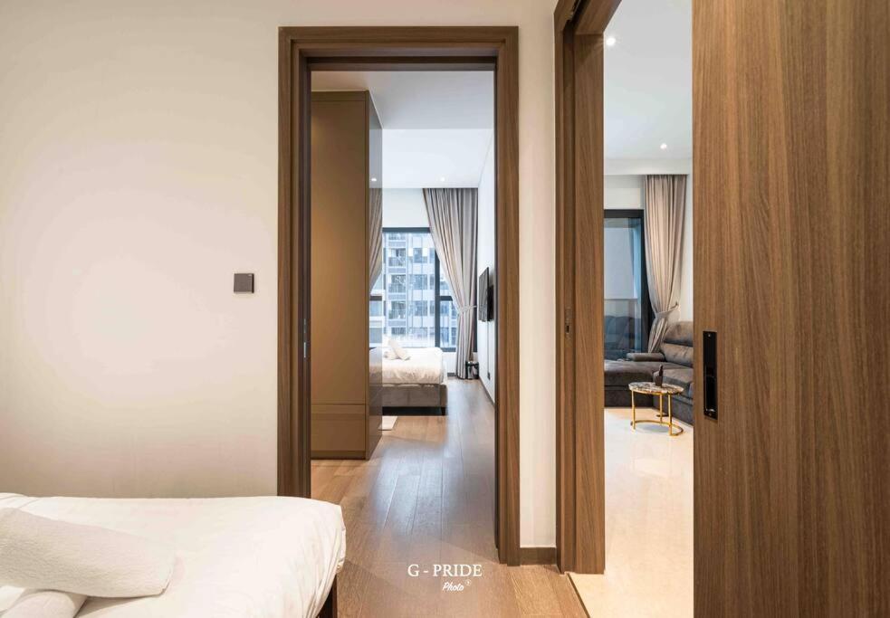 De Lux Marq, 2 Bedrooms At Dist 1, Pool,gym Apartment Ho Chi Minh City