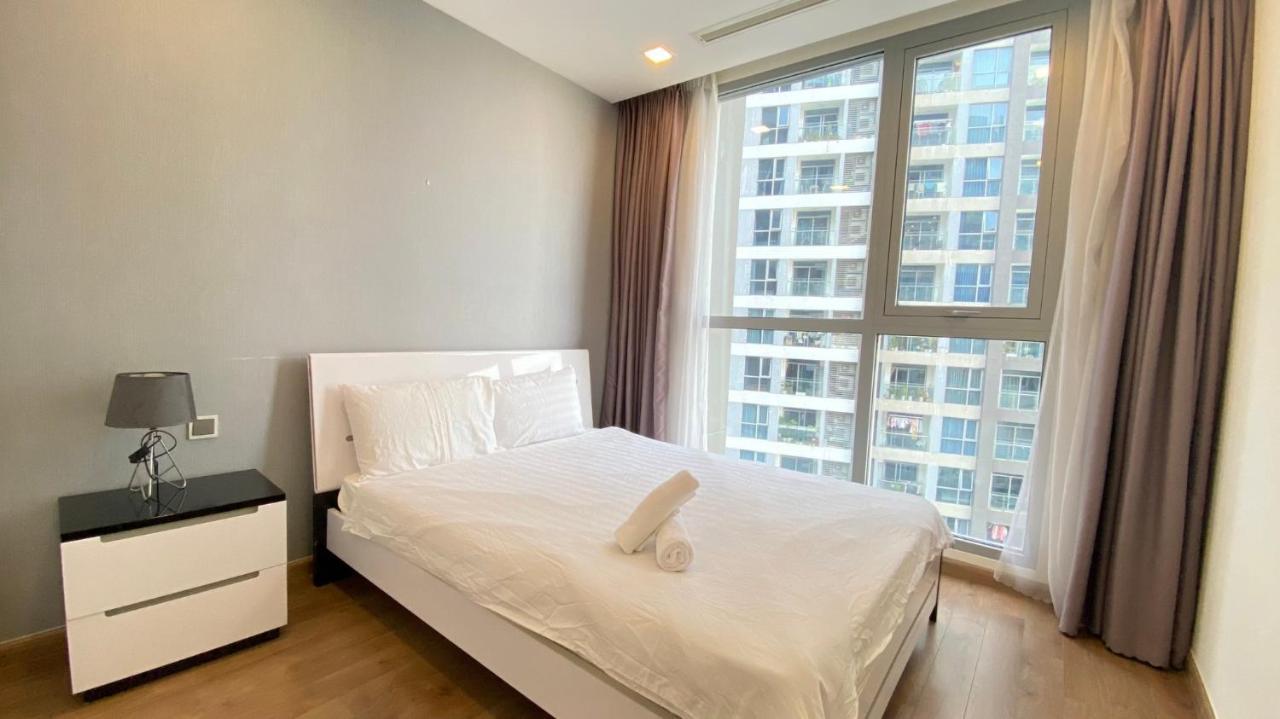Happy Homes - Vinhomes Park Apartment