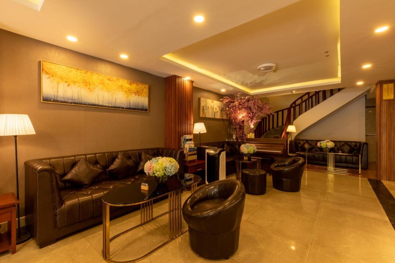 Hotel Airport Saigon - Gan Am Thuc Dem Cho Pham 3*
