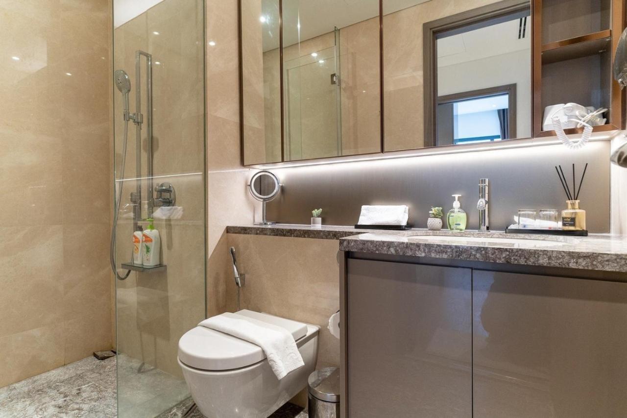 De Lux Marq, 2 Bedrooms At Dist 1, Pool,gym Apartment *