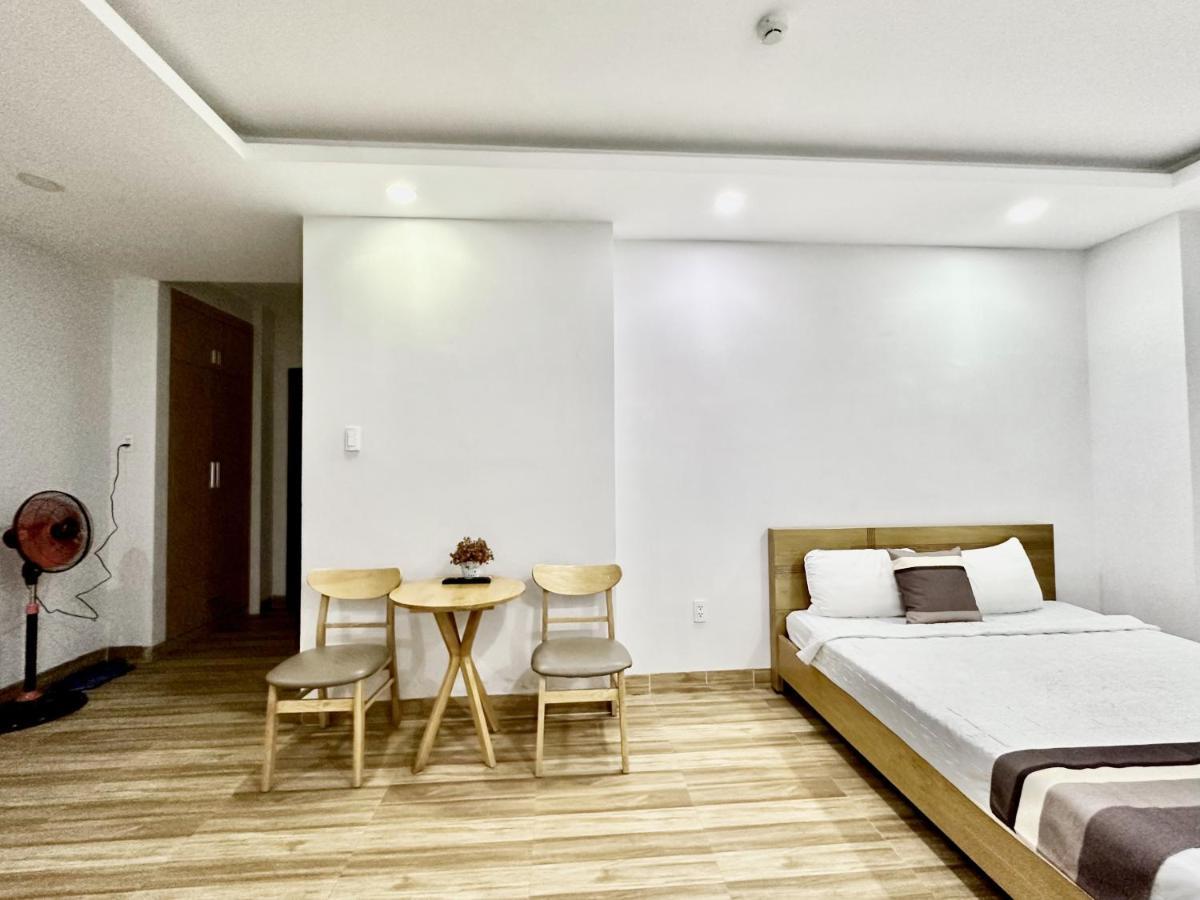 Hotel The Jade Near Tan Son Nhat Airport Ho Chi Minh City