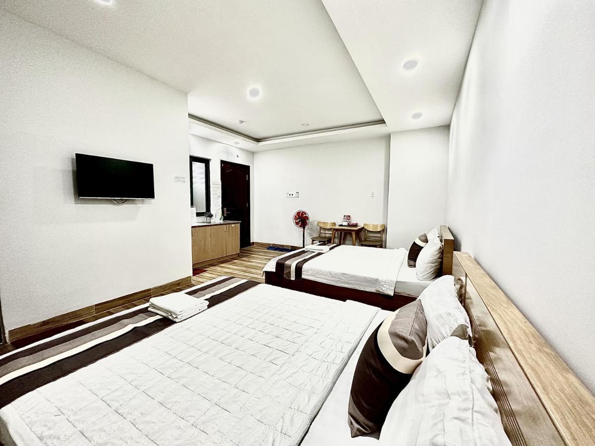 Hotel The Jade Near Tan Son Nhat Airport 3*
