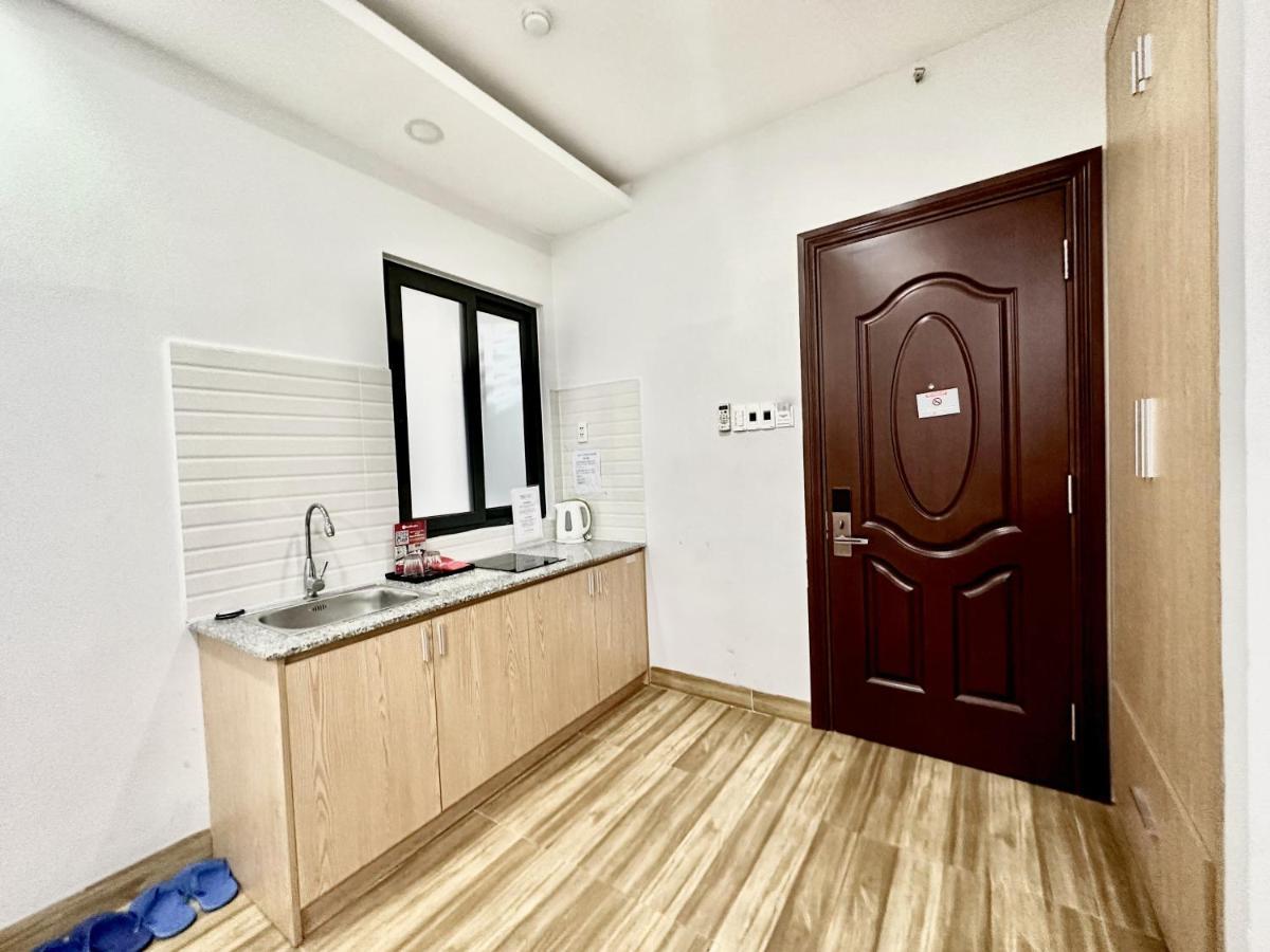 The Jade Near Tan Son Nhat Airport