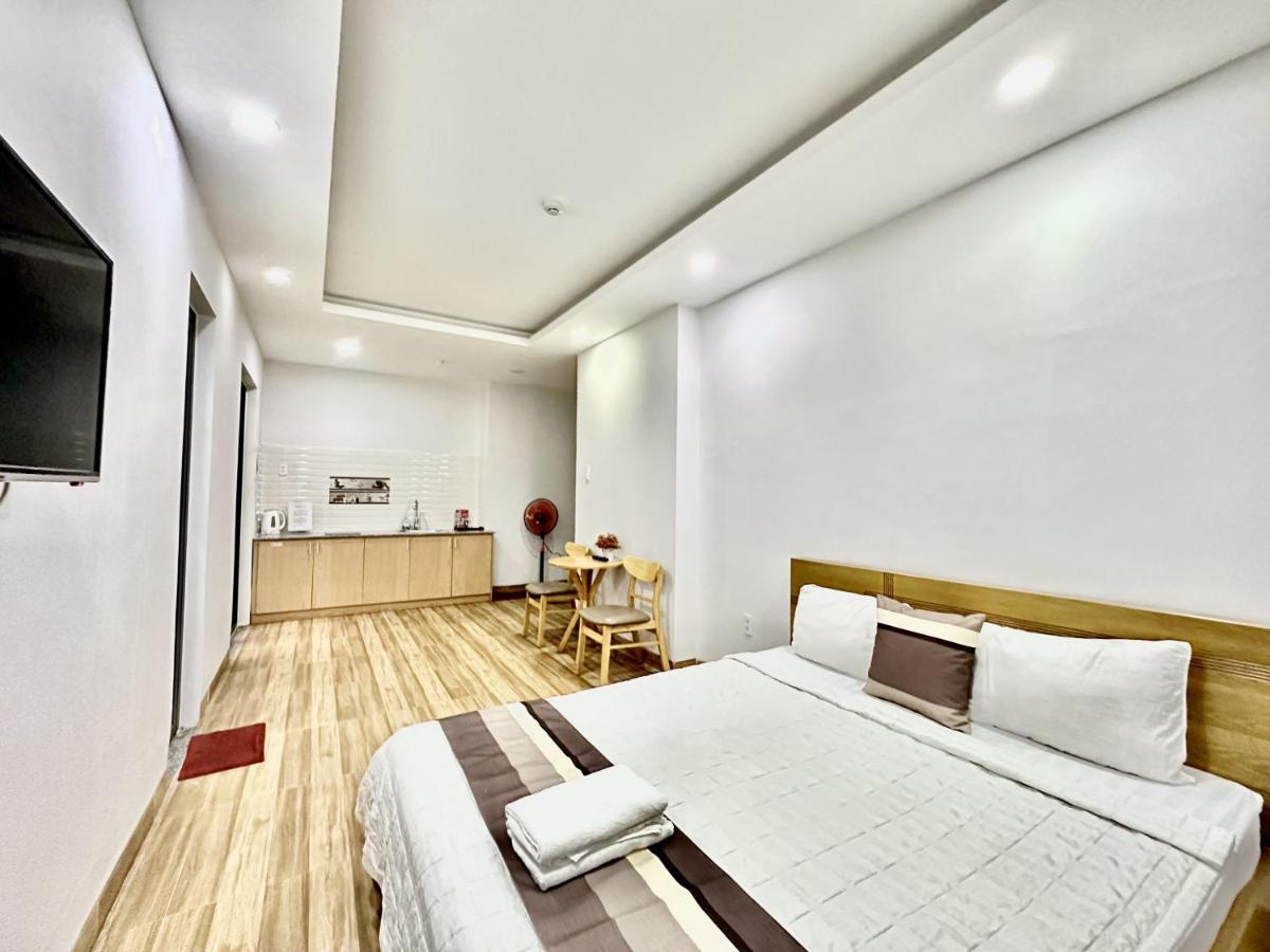 The Jade Near Tan Son Nhat Airport 3*