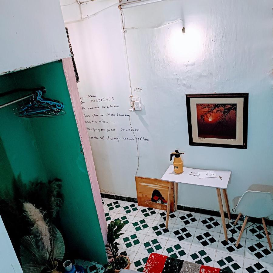 134 Lily's Colorful Private House In Center