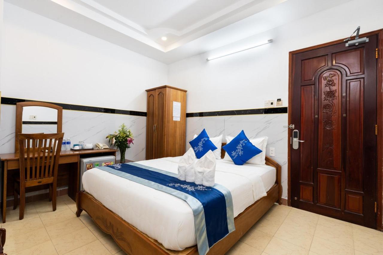 Hồng Phát Khách sạn 2*