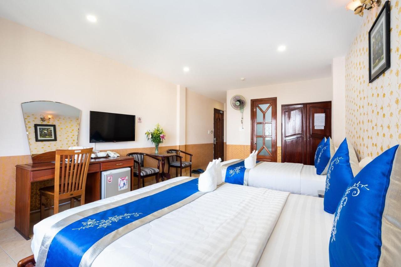 Hồng Phát Khách sạn 2*