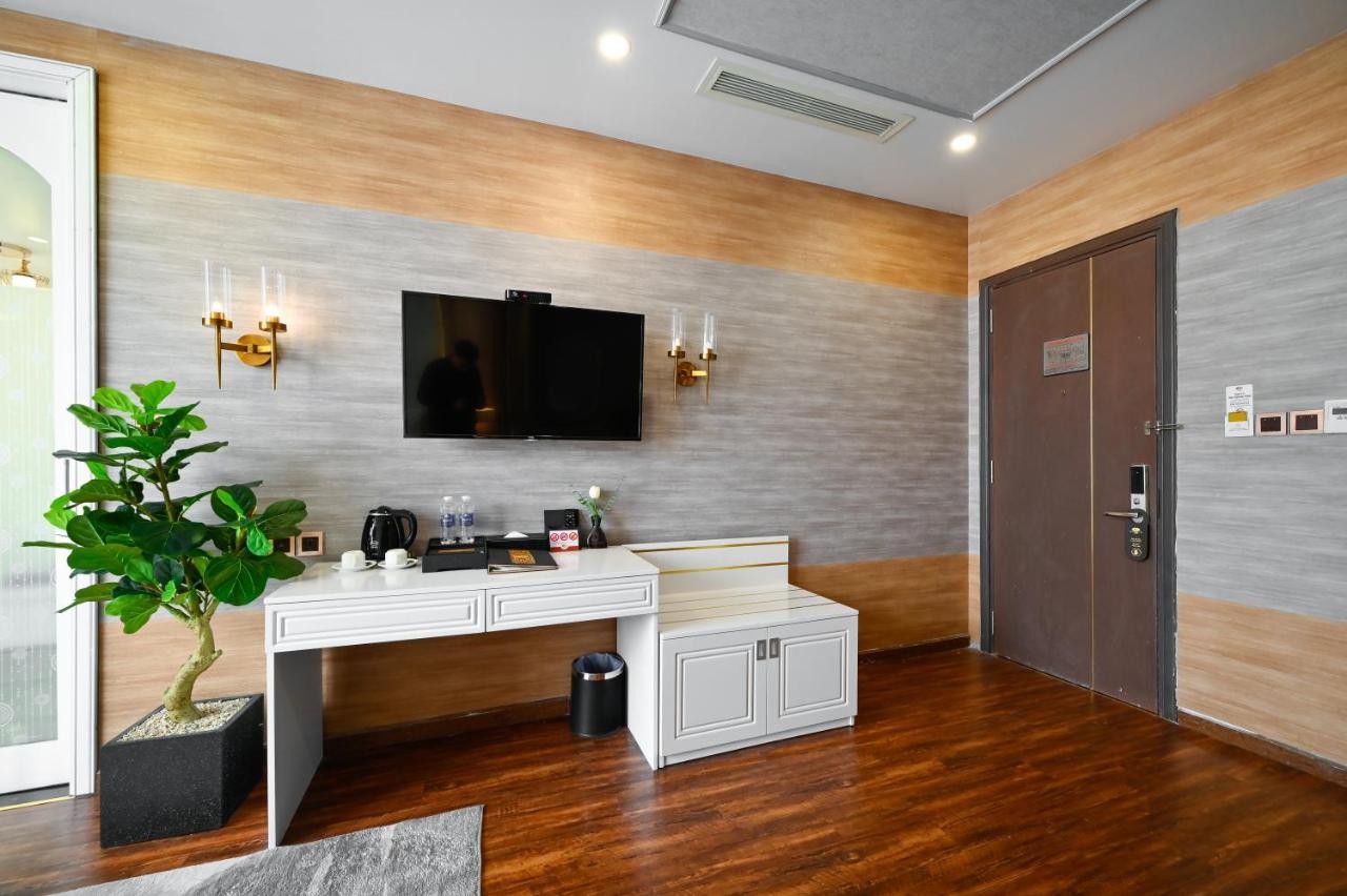 Cicilia Saigon Center Hotel 4*
