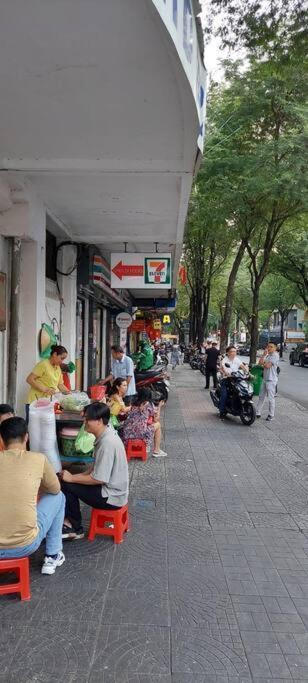 Lagom 18 - Dep Va Yen Binh, Ke Ben Dinh Doc Lap, Nha Tho Duc Ba, Duong Nguyen Du, Phuong Ben Nghe, Quan 1 TP. Hồ Chí Minh