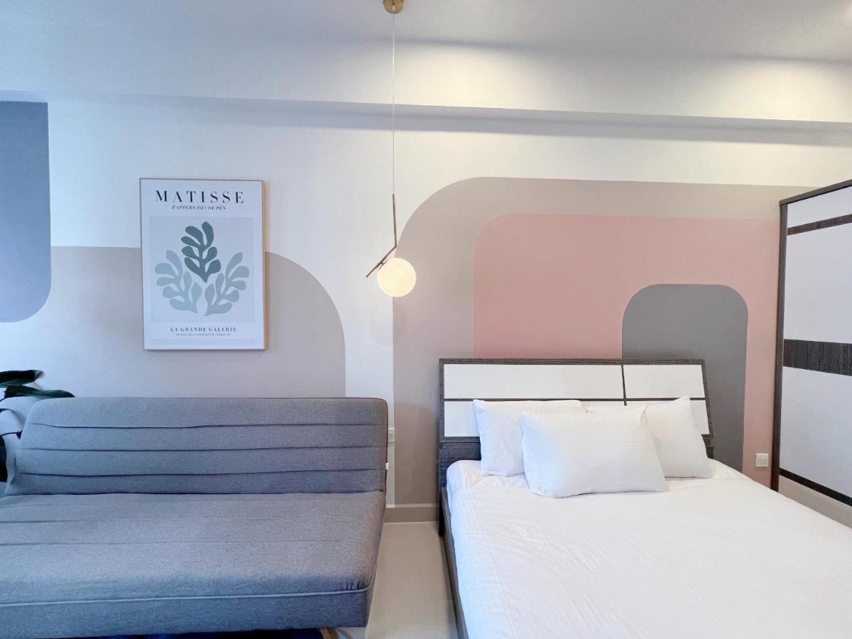 Jessica' 1 Bed In Canter Apartment