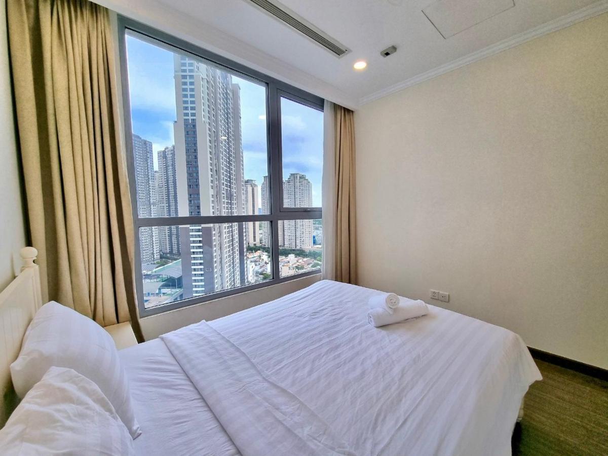 Happy Homes - Vinhomes Park * Ho Chi Minh City