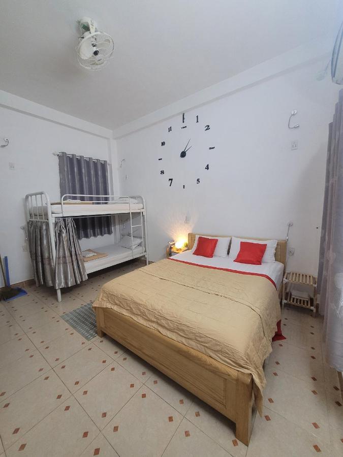 Hostel Saigon Cozy House & Coffee Ho Chi Minh City