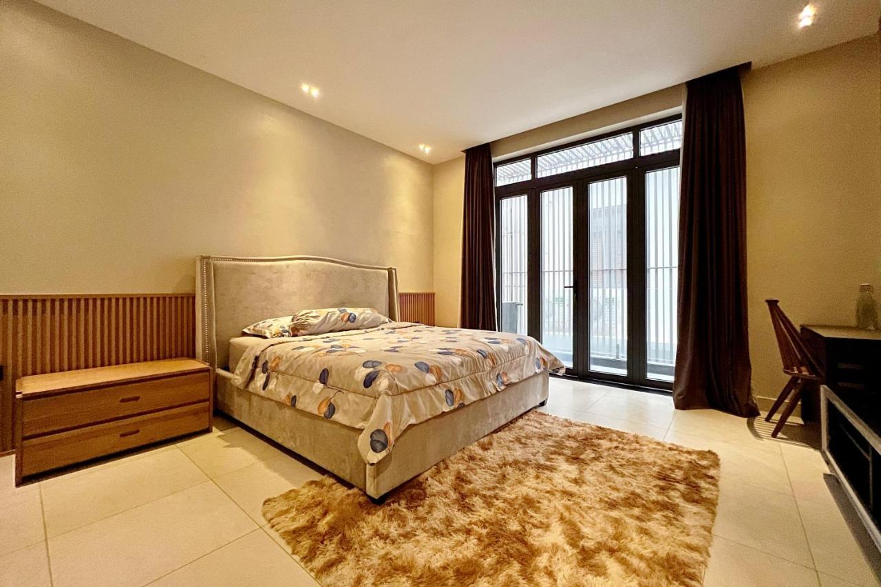 Lakeview Park - Private Pool, Bbq, Karaoke * TP. Hồ Chí Minh