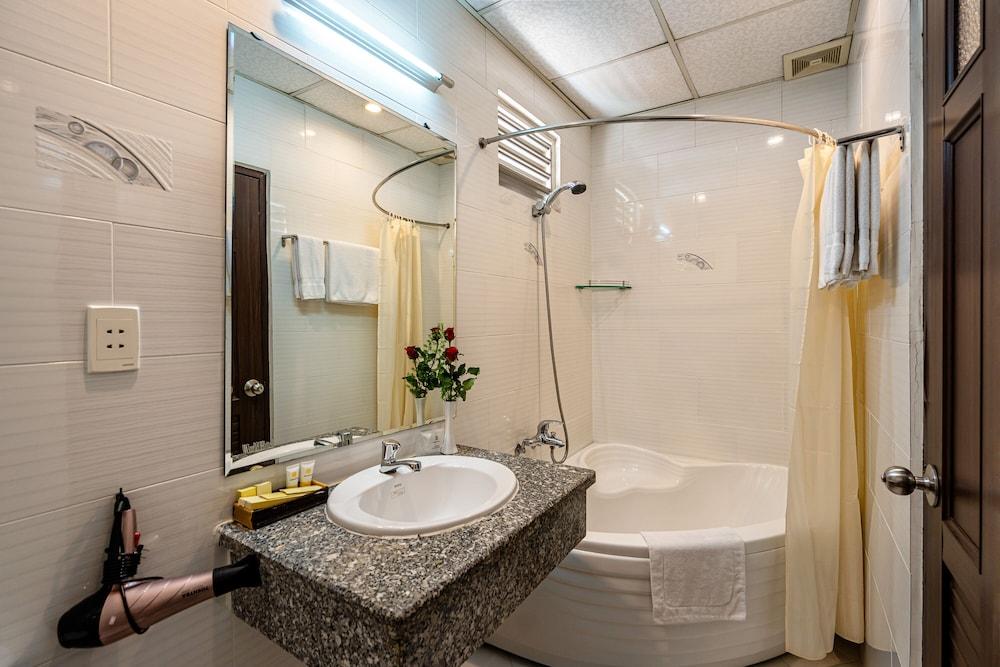 Khách sạn A25 29 Bùi Thị Xuân 3*