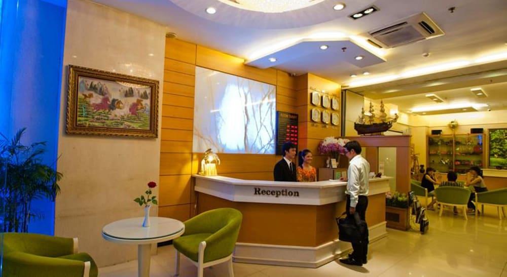 Hotel A25 - 29 Bui Thi Xuan 3*