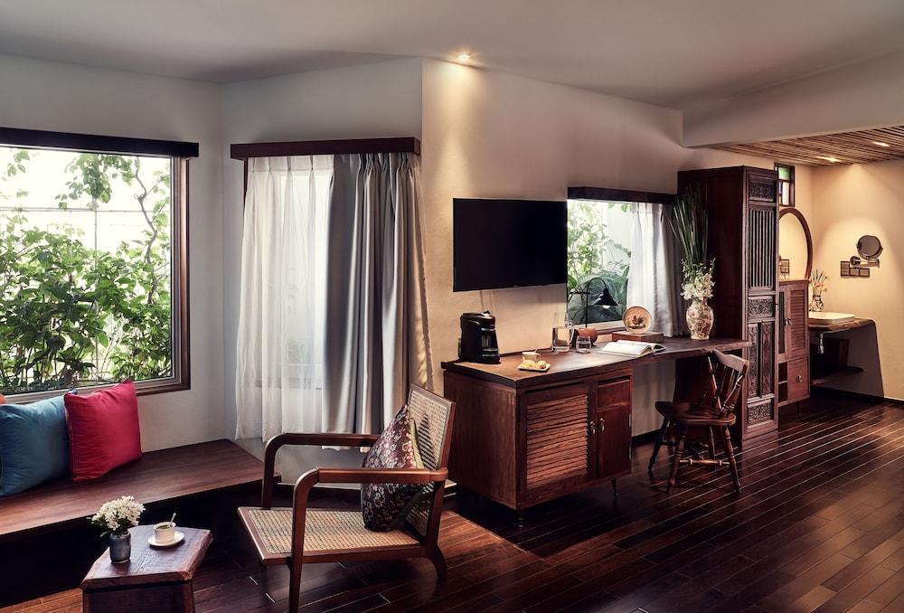 Hotel The Myst Dong Khoi 5*