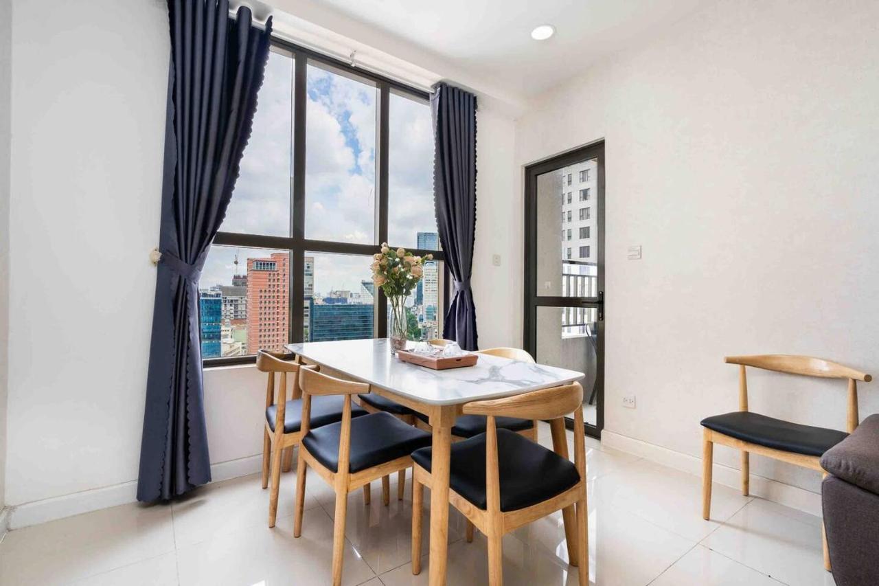 The Price 3 Brs Apt/nice View And Near Ben Thanh Market * Ho Chi Minh City