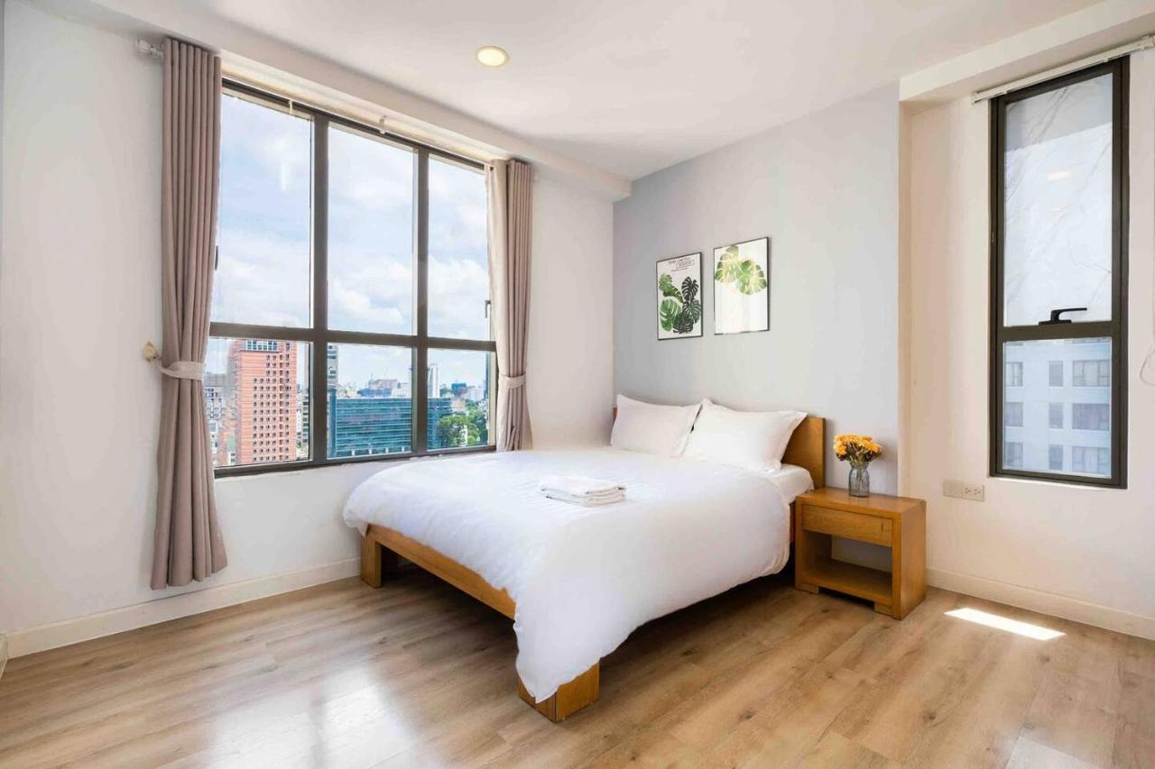 Apartment The Price 3 Brs Apt/nice View And Near Ben Thanh Market *