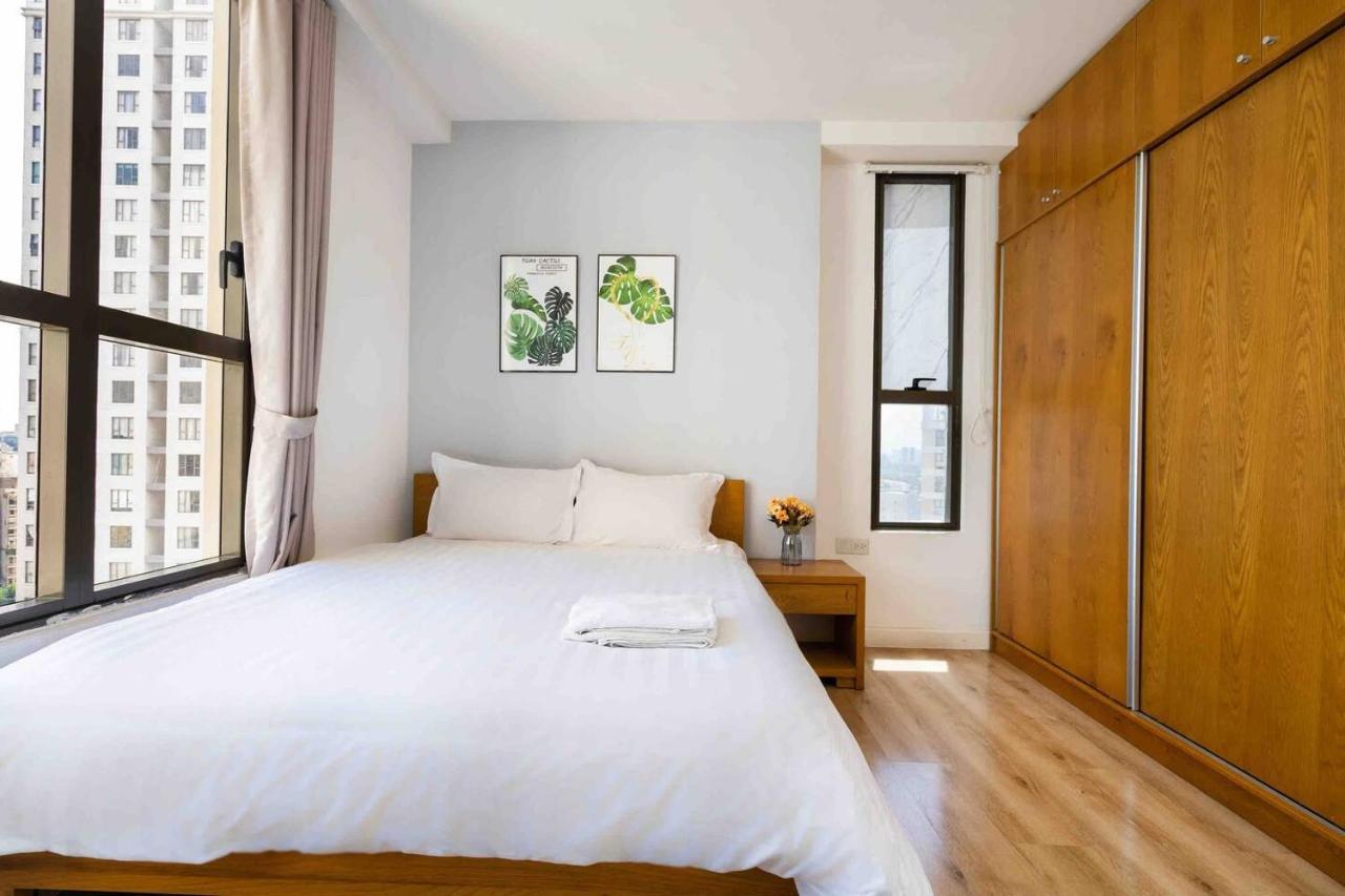 Apartment The Price 3 Brs Apt/nice View And Near Ben Thanh Market *