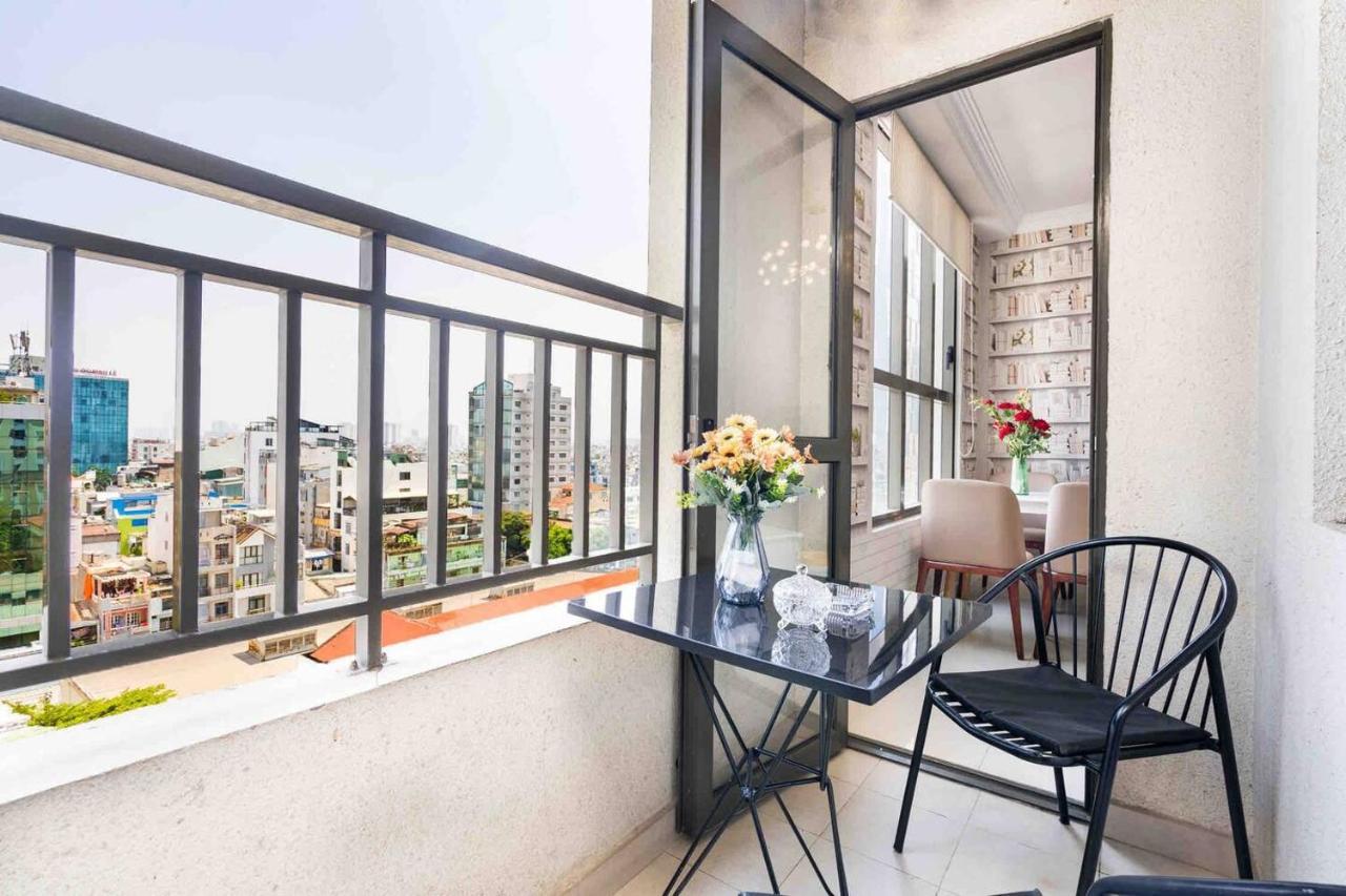 The Price 3 Brs Apt/nice View And Near Ben Thanh Market Ho Chi Minh City