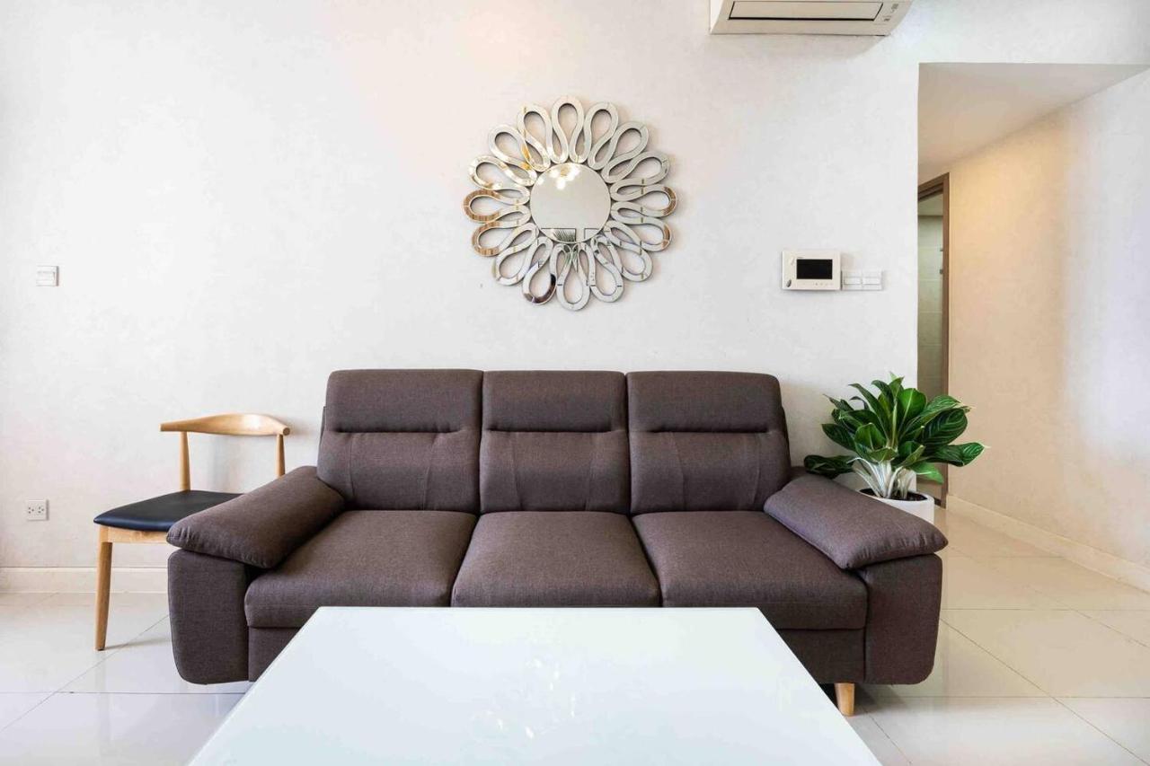 Apartment The Price 3 Brs Apt/nice View And Near Ben Thanh Market *