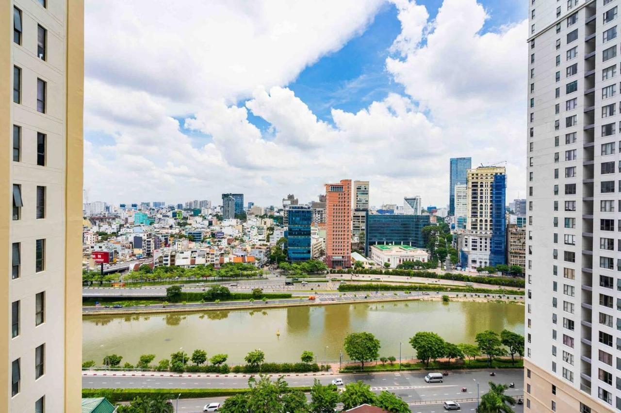 Apartment The Price 3 Brs Apt/nice View And Near Ben Thanh Market Ho Chi Minh City