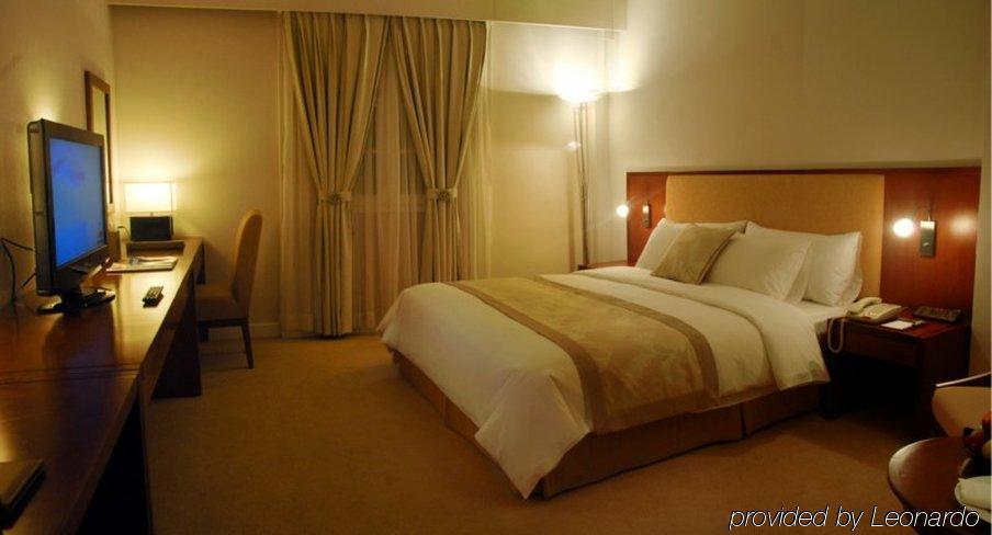 Catina Saigon 3*