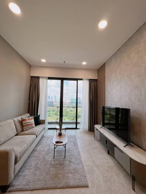 Apartment 1 Bedroom Million Dollar View *