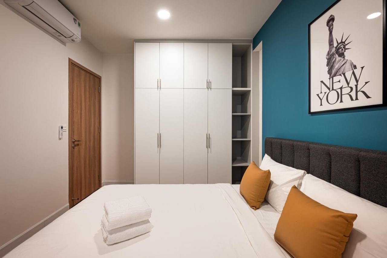 Apartment Luxury Modern, D1, 3 King Brs+2wc, 300m Bui Vien Ho Chi Minh City