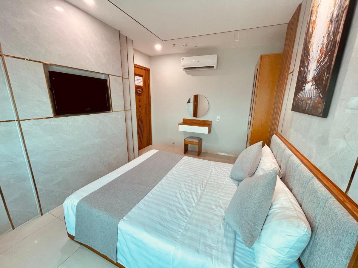 Ken Hotel