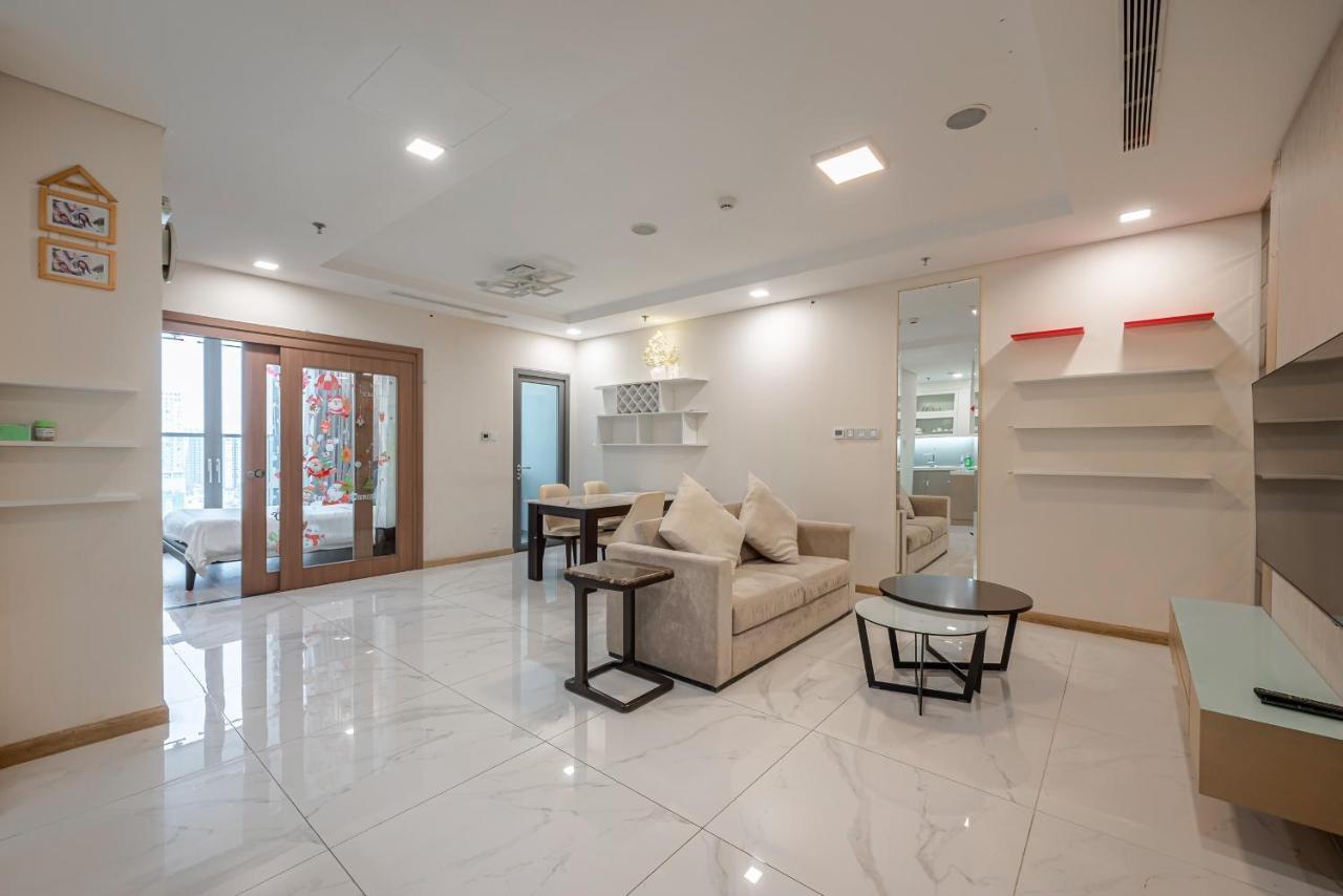 - Landmark 81 Tower Apartment *