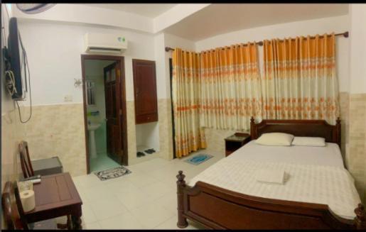 Huong Lan Hotel