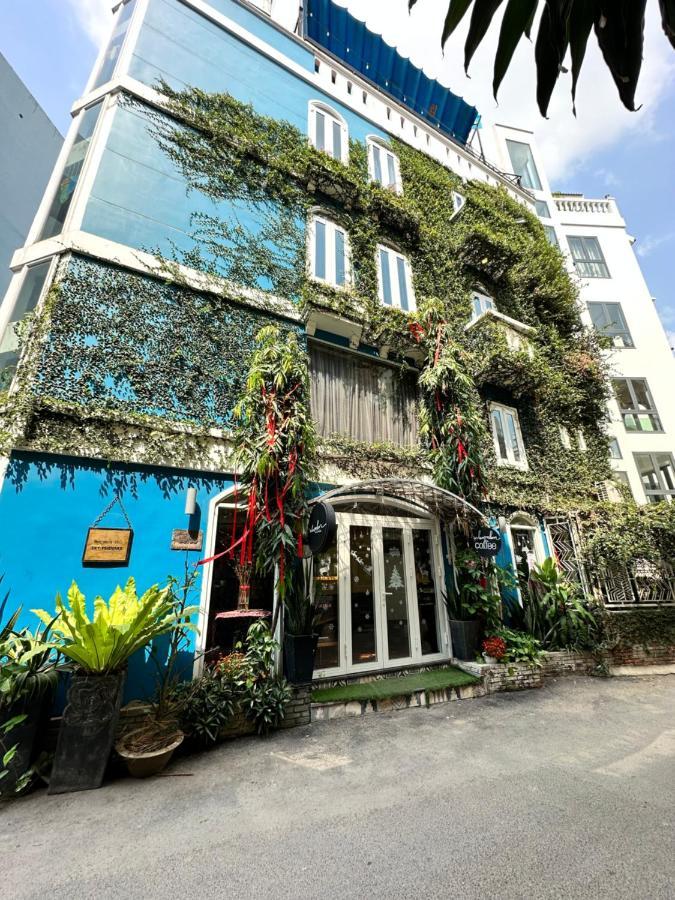 Mlem Mlem Homestay Bed & Breakfast