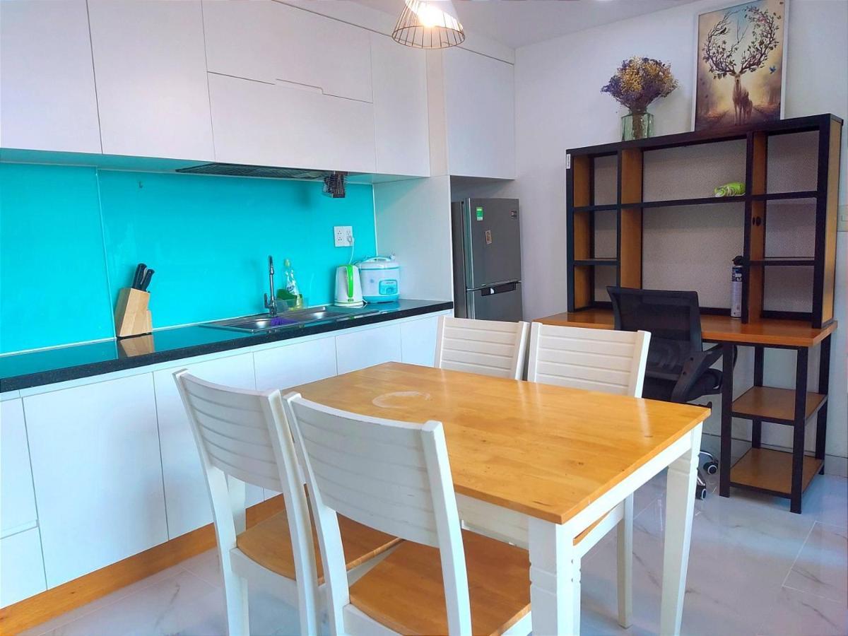 The Second Homes - Masteri Thao Dien Apartment *