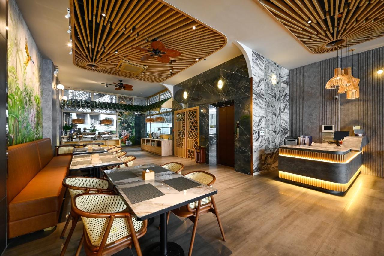 Hotel La Opera Saigon 3*