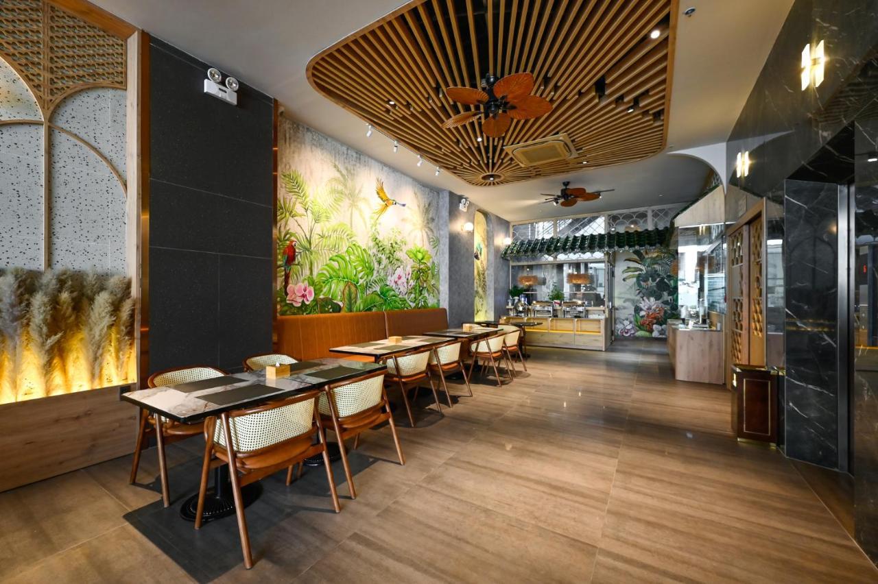 Hotel La Opera Saigon 3*