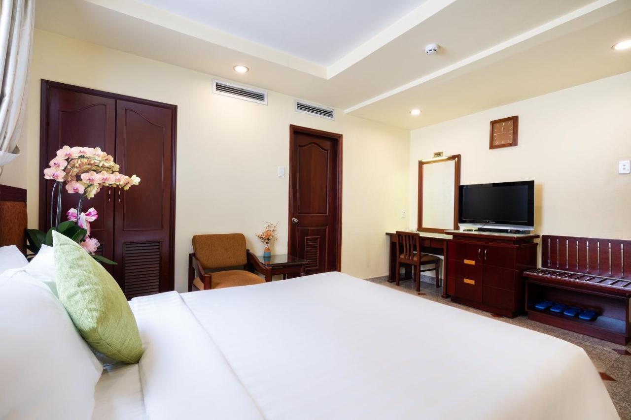 Lucasta Saigon Hotel