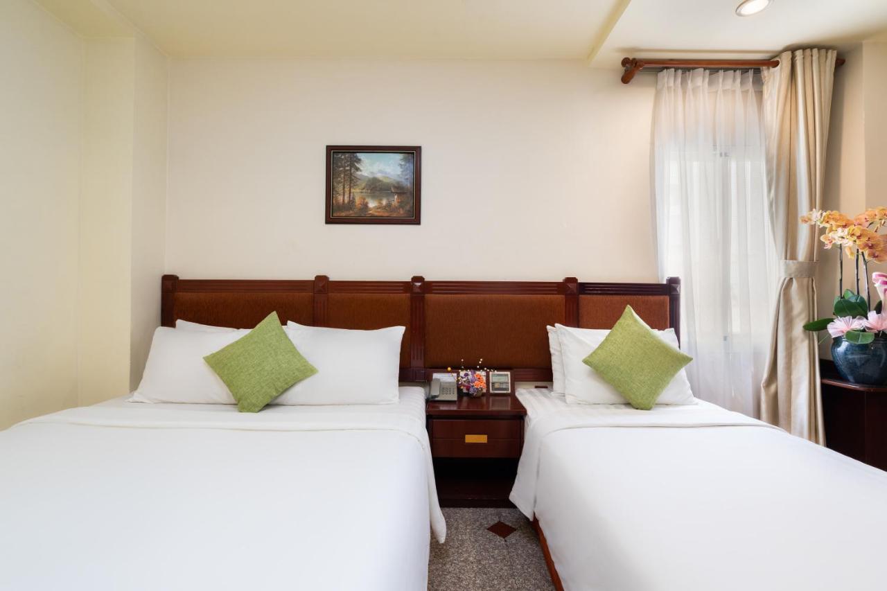 Lucasta Saigon 3*