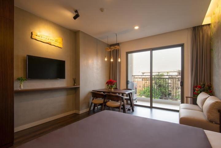 Apartment At-home River Gate Near Ben Thanh Market Ho Chi Minh City