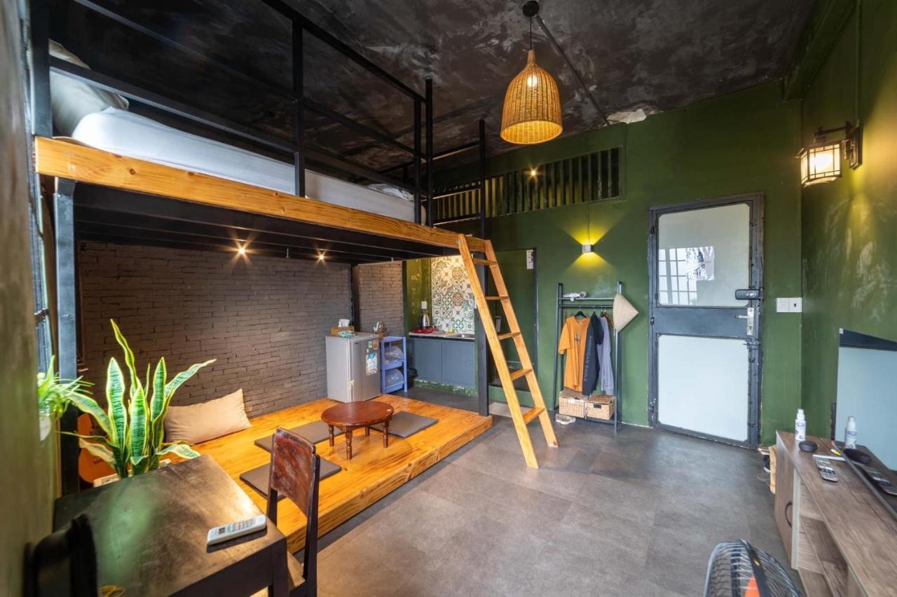 Stay&chill S.3 Mystique Nearby Bui Vien Homestay Ho Chi Minh City