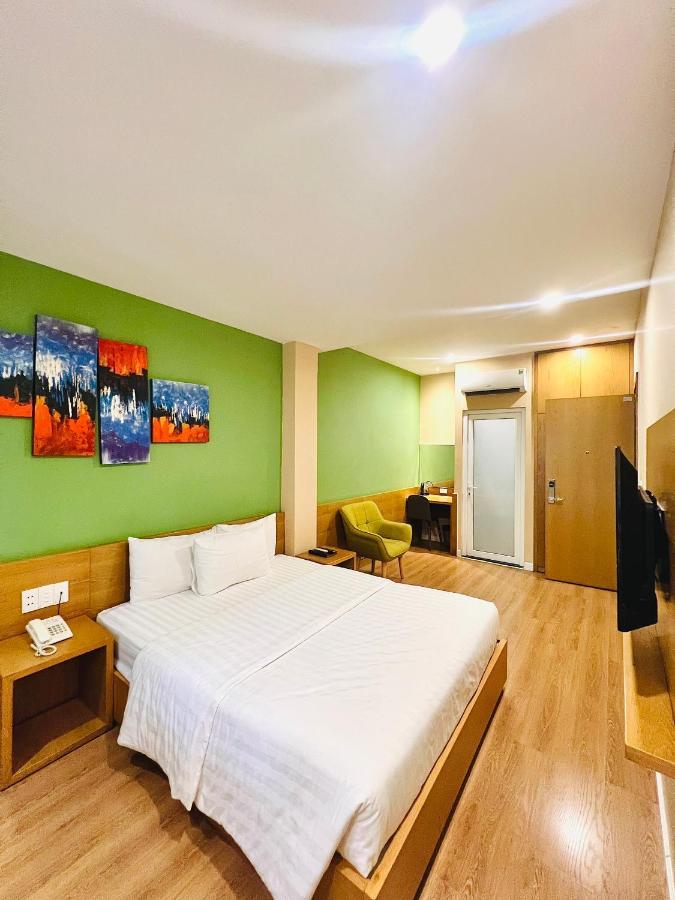 Hotel A25 - 142 Bui Thi Xuan