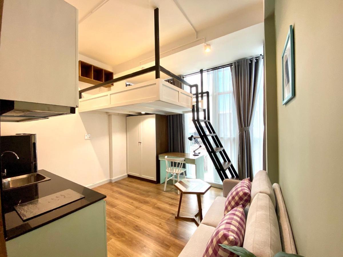 8 Minutes Walking To Nguyen Hue, Fast Wifi, Check-in 24/7 Apartment