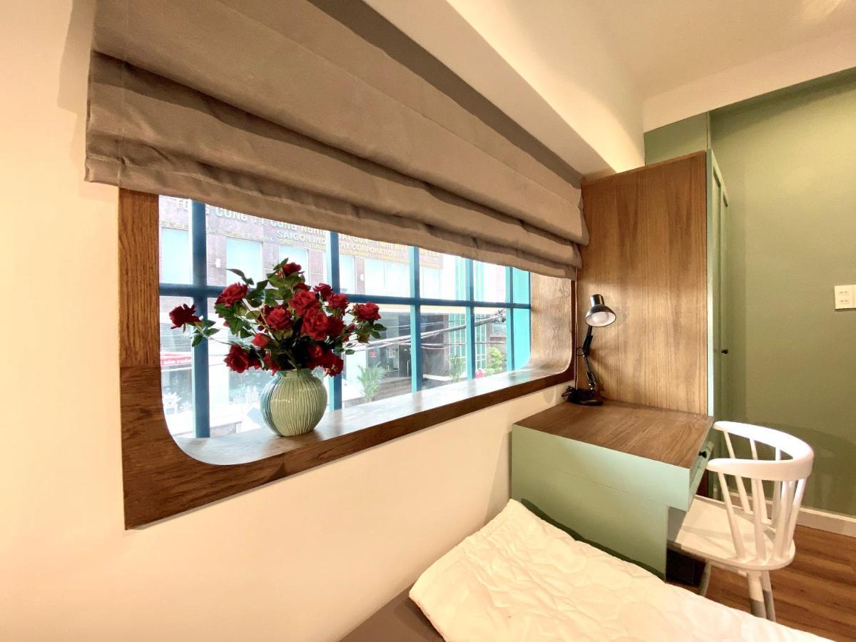 8 Minutes Walking To Nguyen Hue, Fast Wifi, Check-in 24/7 * Ho Chi Minh City