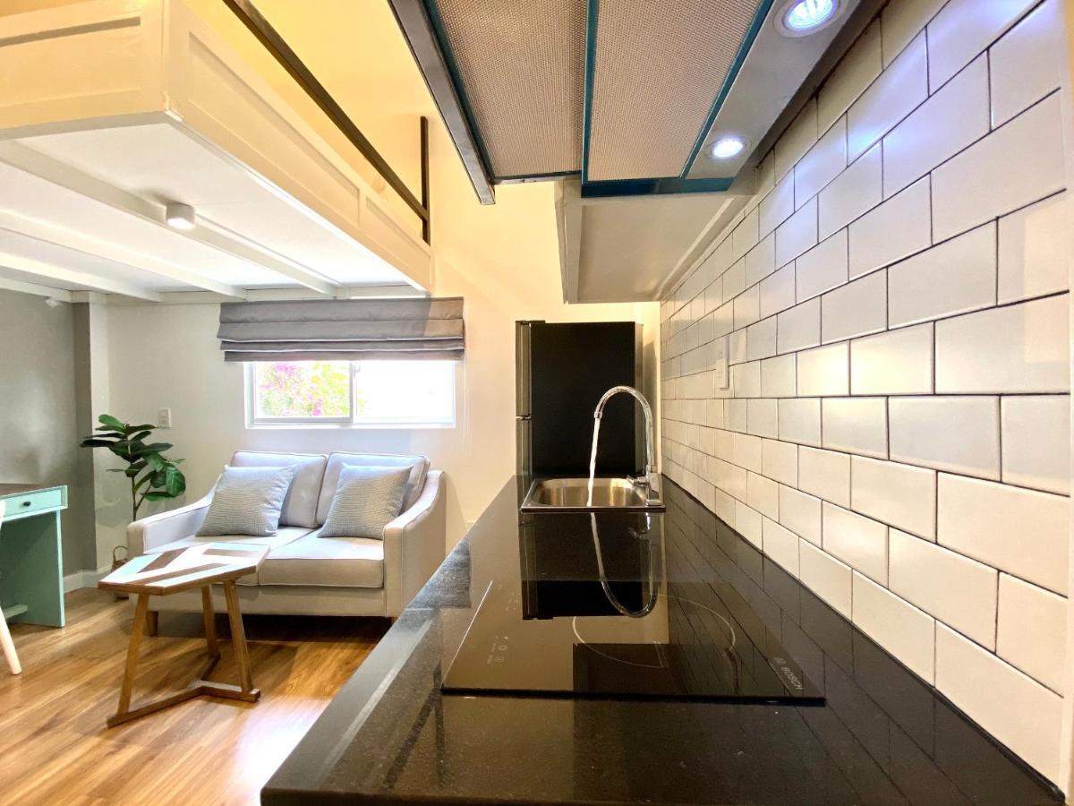 8 Minutes Walking To Nguyen Hue, Fast Wifi, Check-in 24/7 Ho Chi Minh City