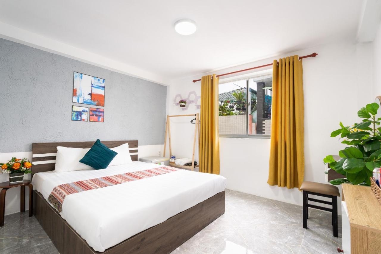 Homestay Planet Saigon *