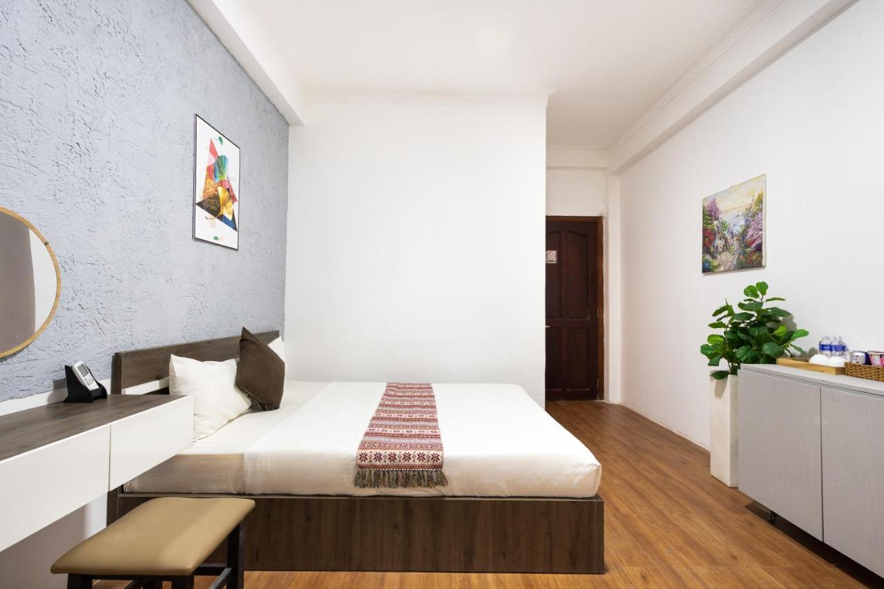 Homestay Planet Saigon *