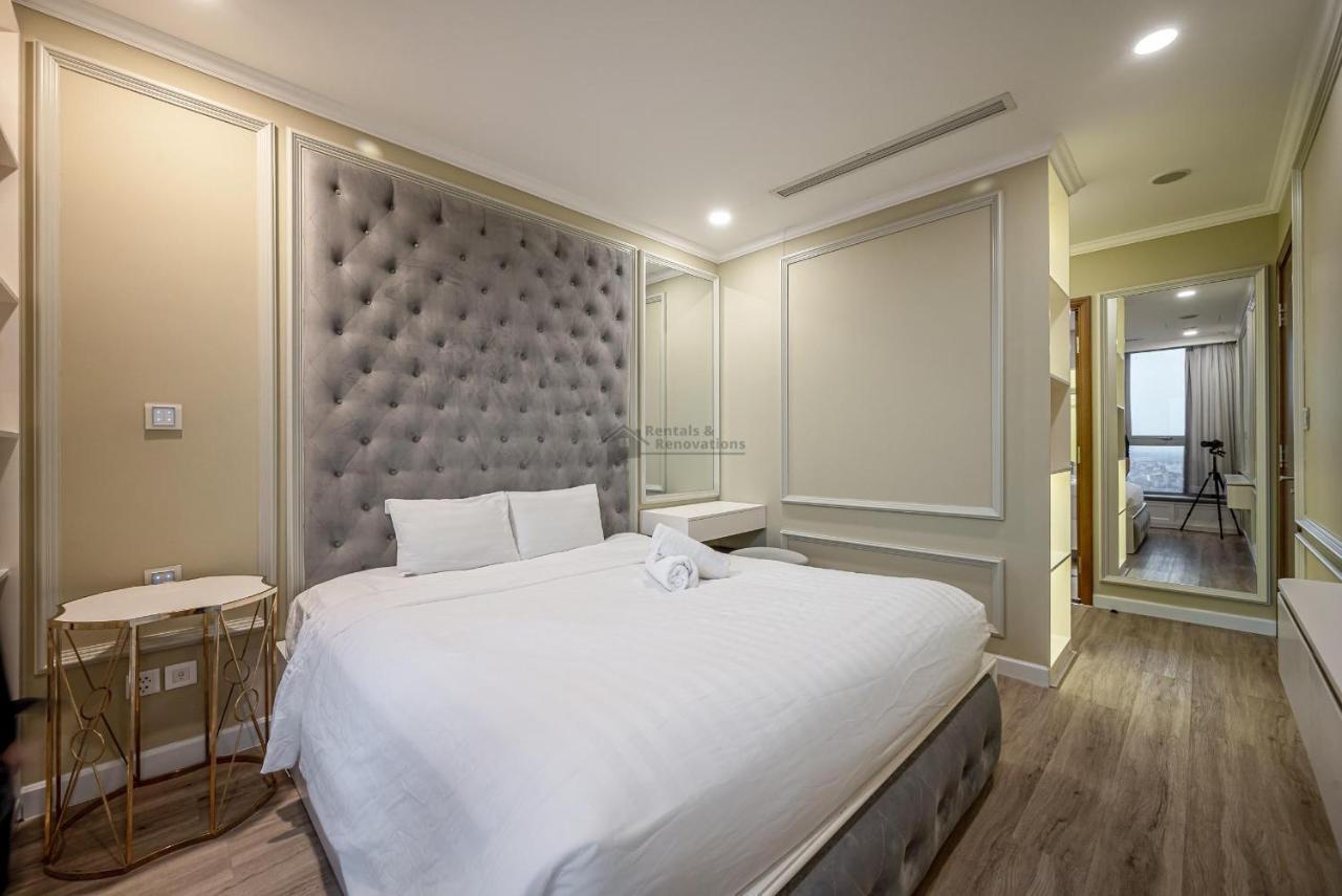 Landmark 81 Luxury Apartments: Iconic Skyscraper Living *